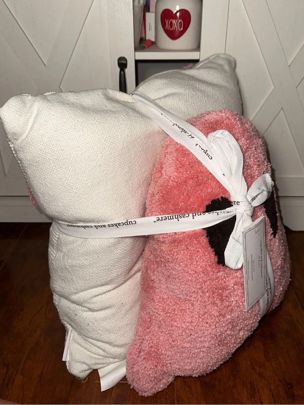 Cupcakes & Cashmere Pink Halloween Ghost Tufted Pillow Set of 2